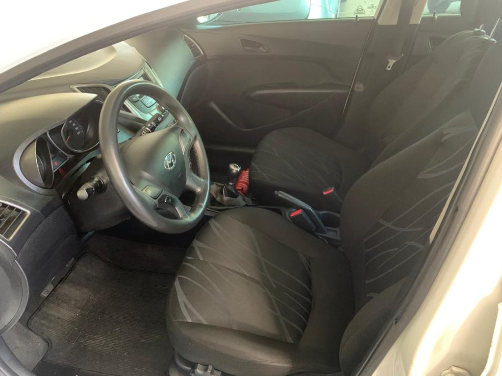 HYUNDAI HB 20 Hatch - Foto