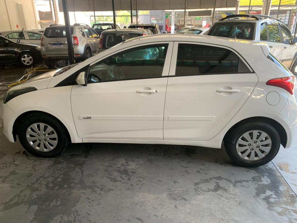 HYUNDAI HB 20 Hatch - Foto