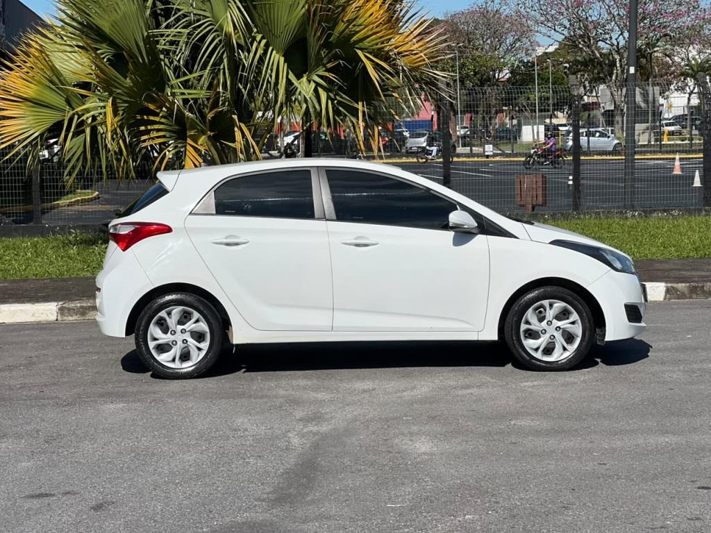 HYUNDAI HB 20 Hatch - Foto