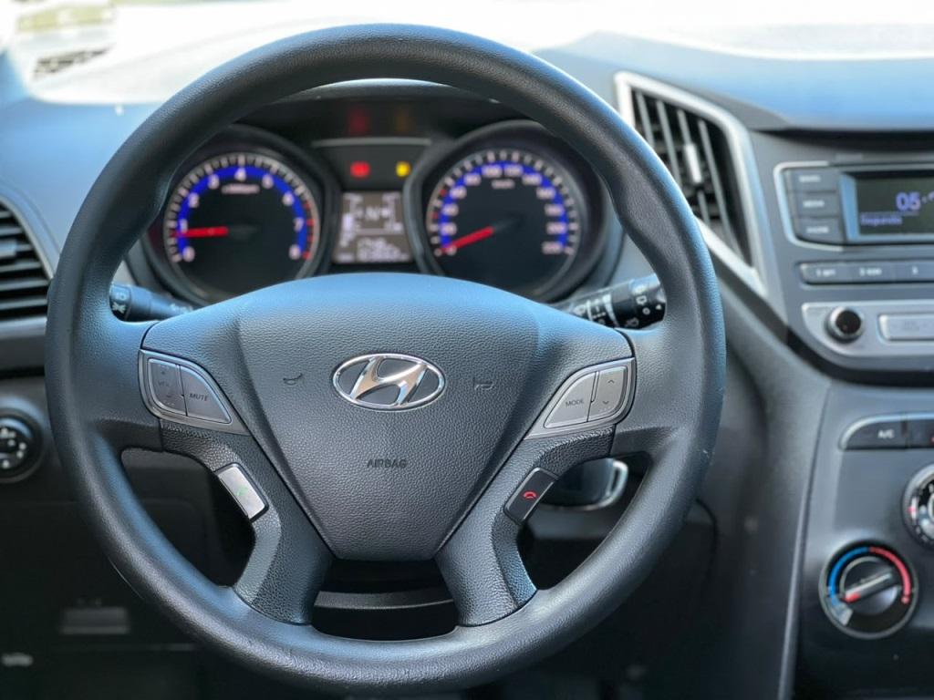 HYUNDAI HB 20 Hatch - Foto