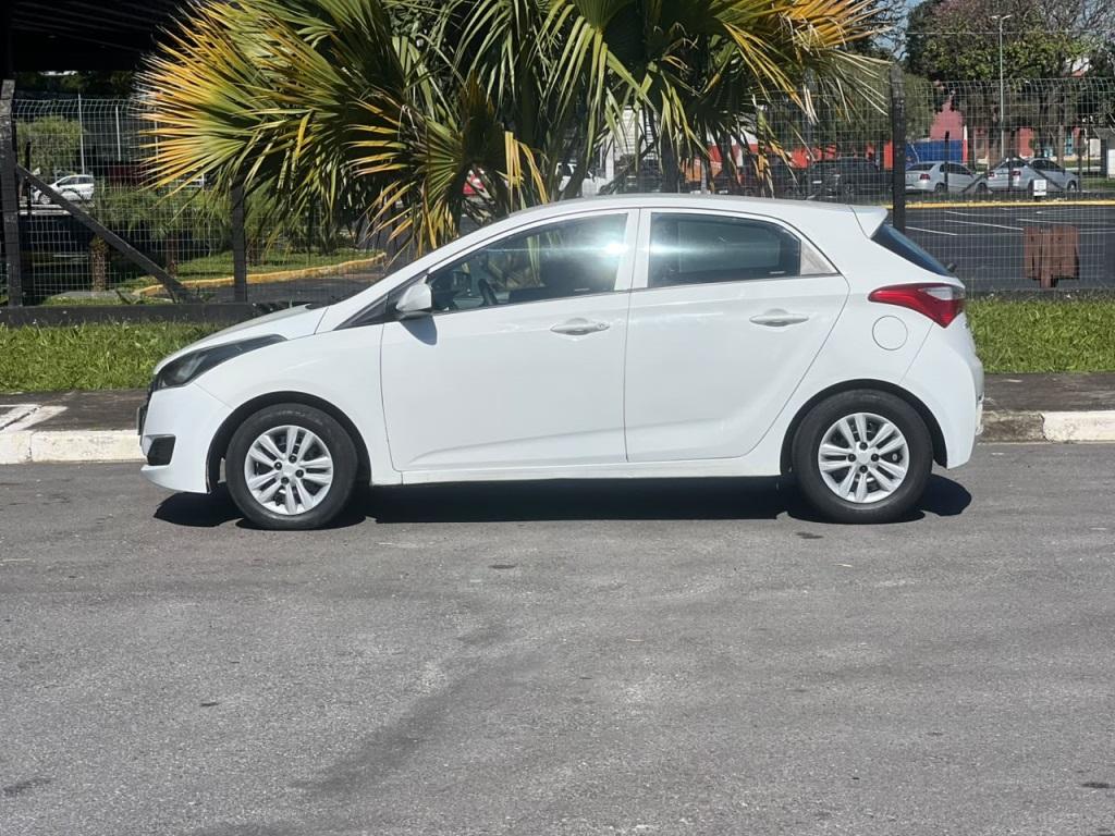 HYUNDAI HB 20 Hatch - Foto