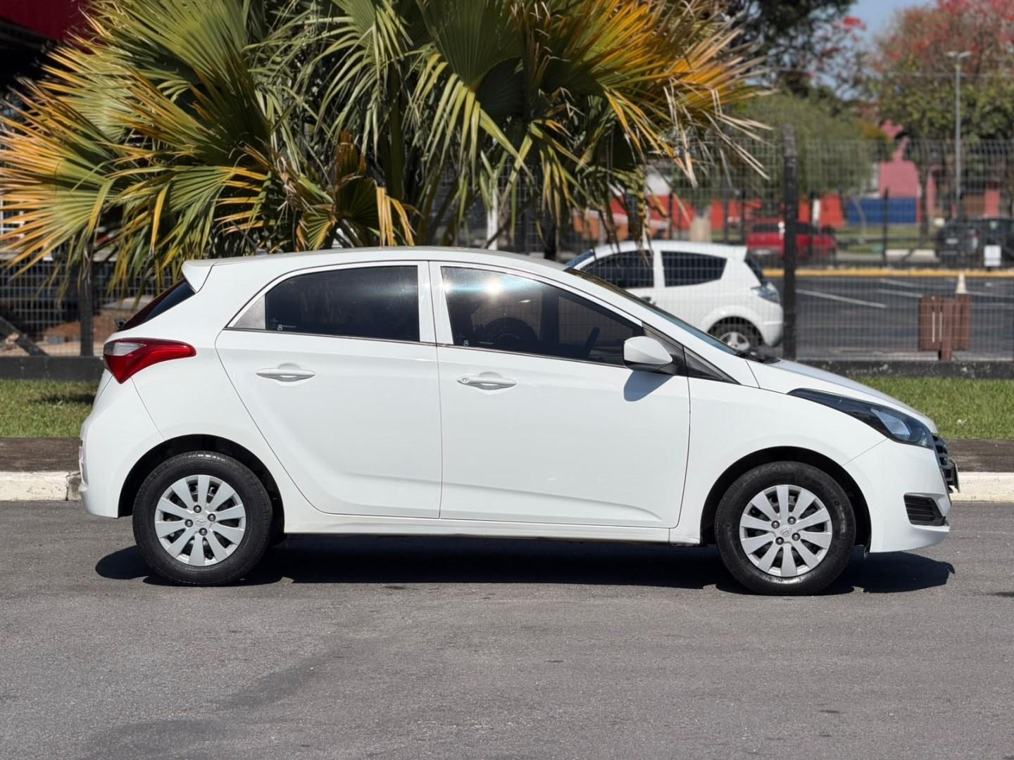 HYUNDAI HB 20 Hatch - Foto