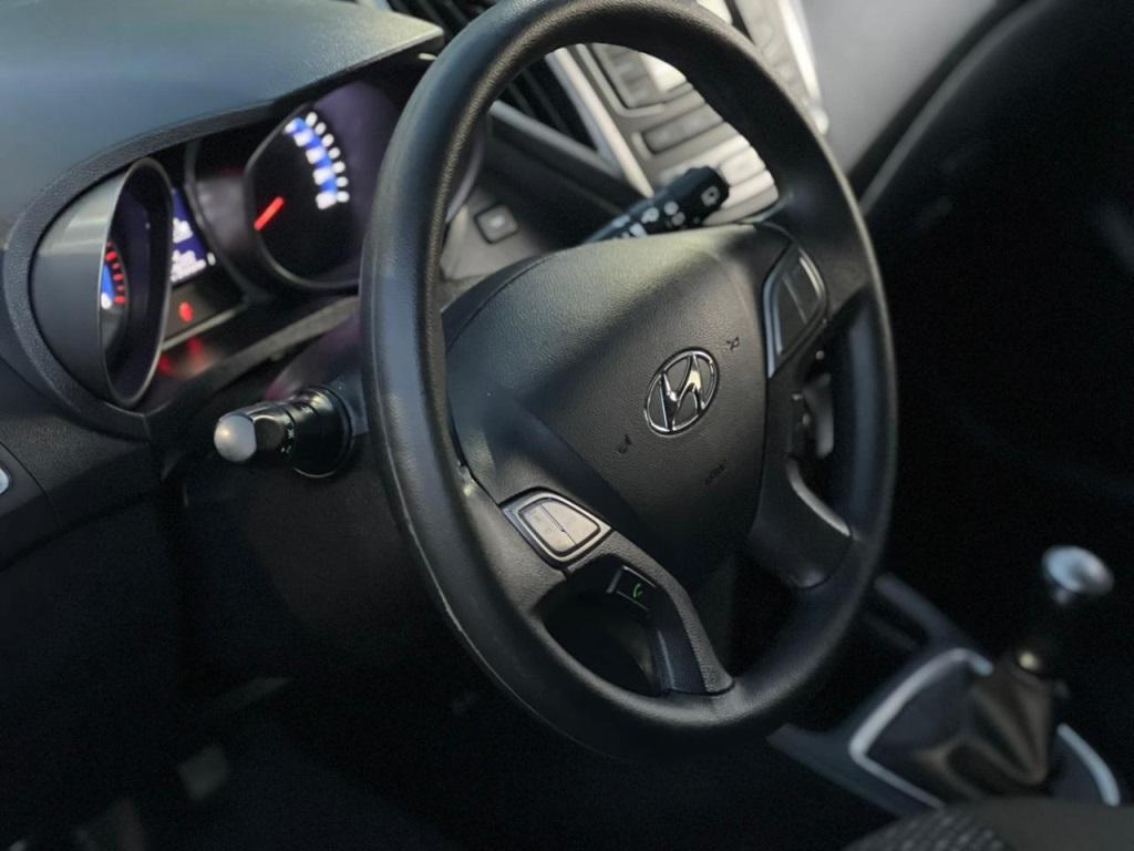 HYUNDAI HB 20 Hatch - Foto