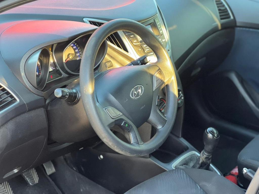 HYUNDAI HB 20 Hatch - Foto
