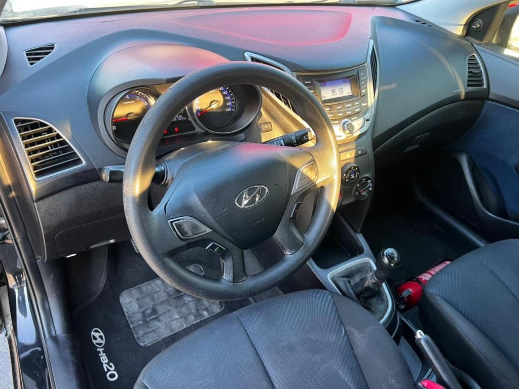 HYUNDAI HB 20 Hatch - Foto