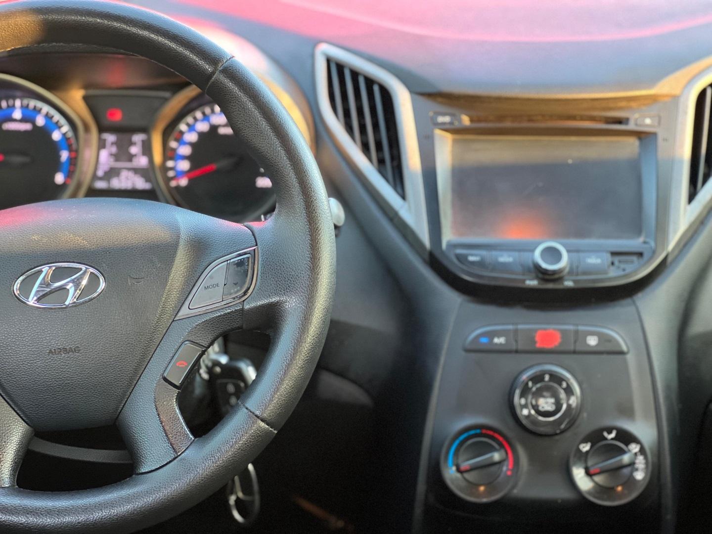 HYUNDAI HB 20 Hatch - Foto