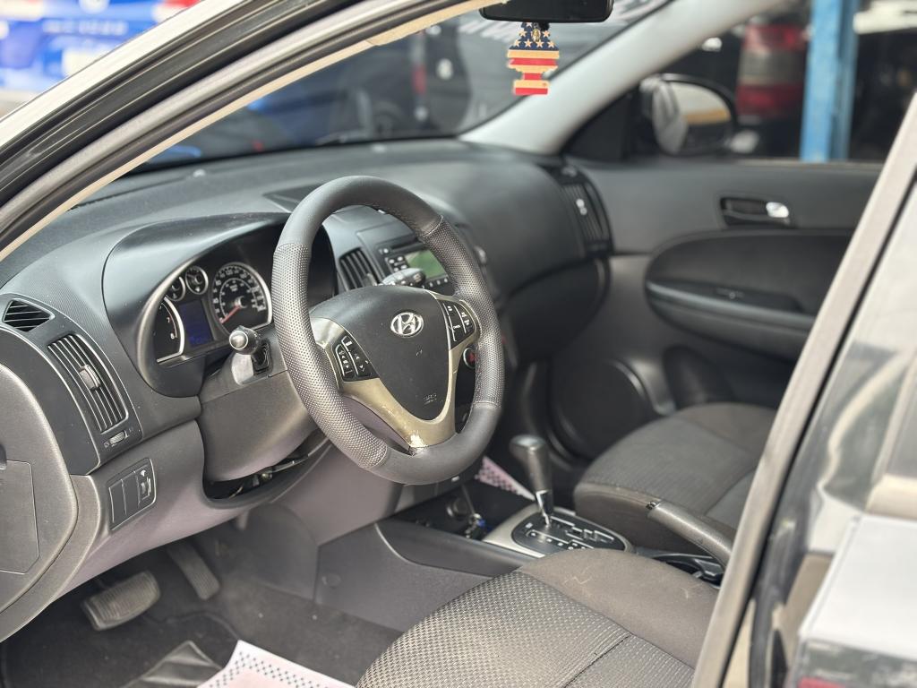 HYUNDAI I30 - Foto