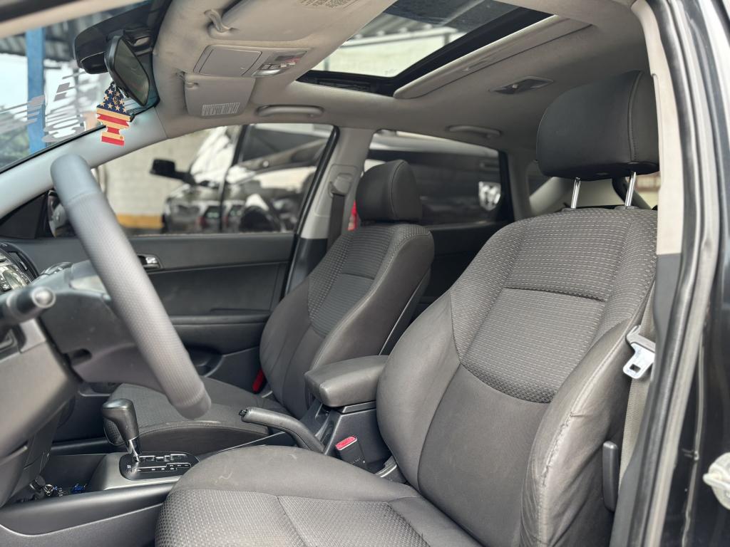 HYUNDAI I30 - Foto