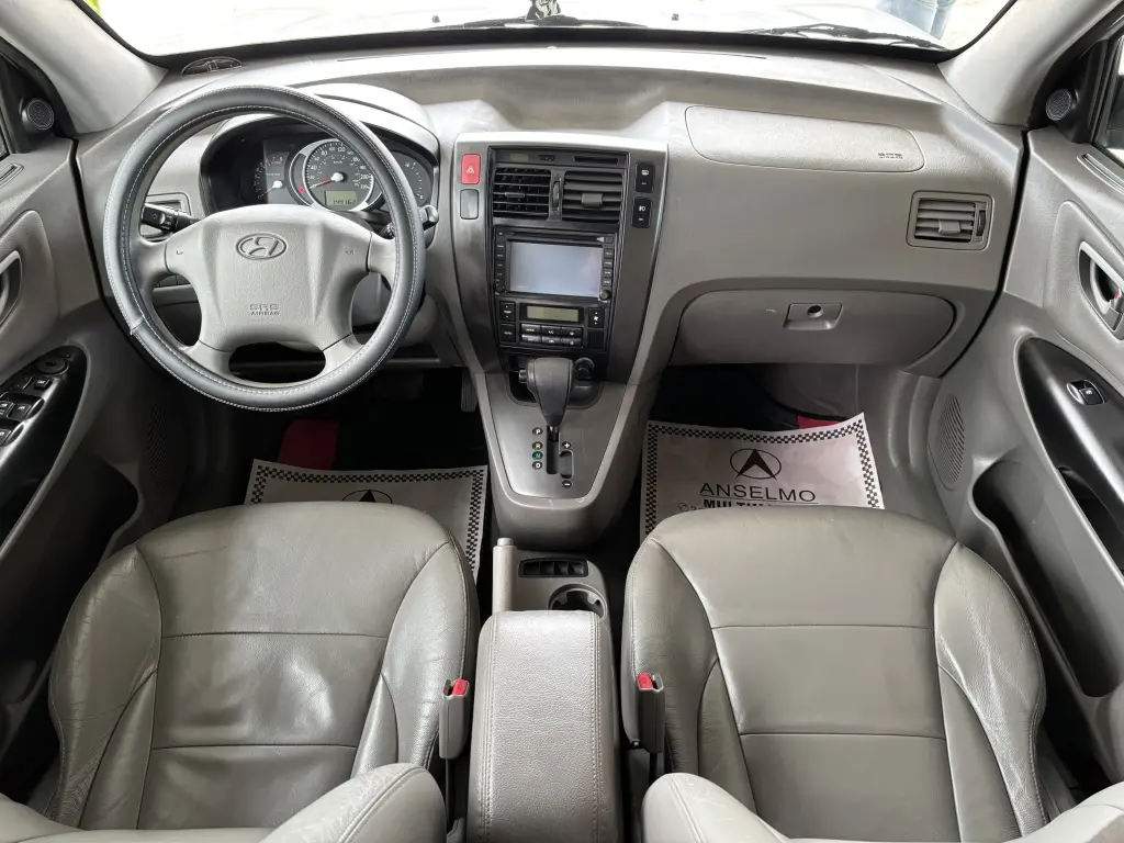 HYUNDAI Tucson - Foto