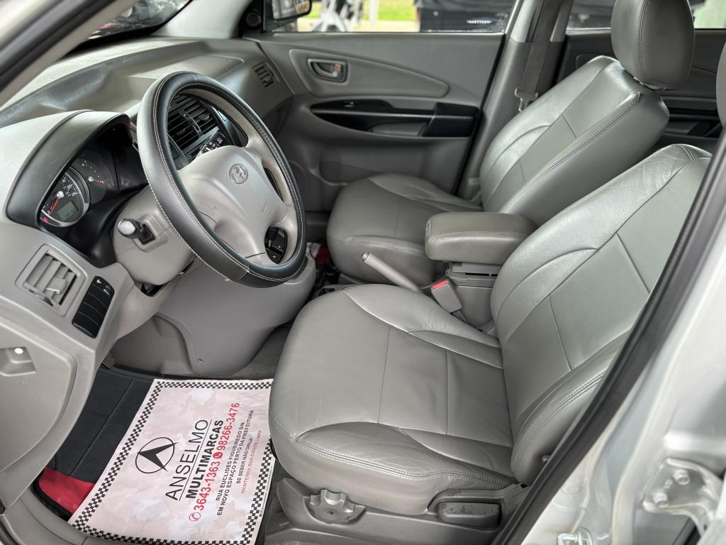 HYUNDAI Tucson - Foto