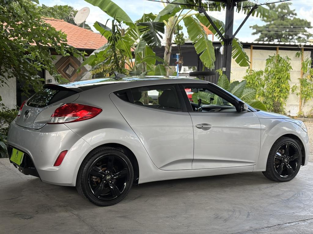 HYUNDAI Veloster - Foto
