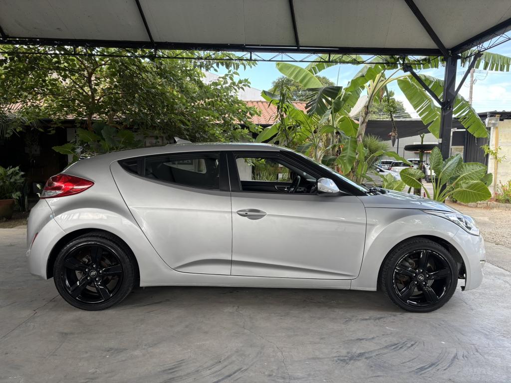 HYUNDAI Veloster - Foto