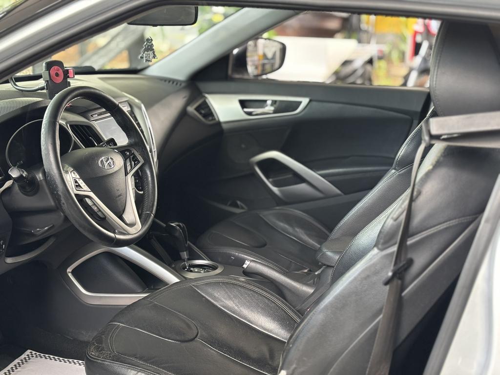 HYUNDAI Veloster - Foto