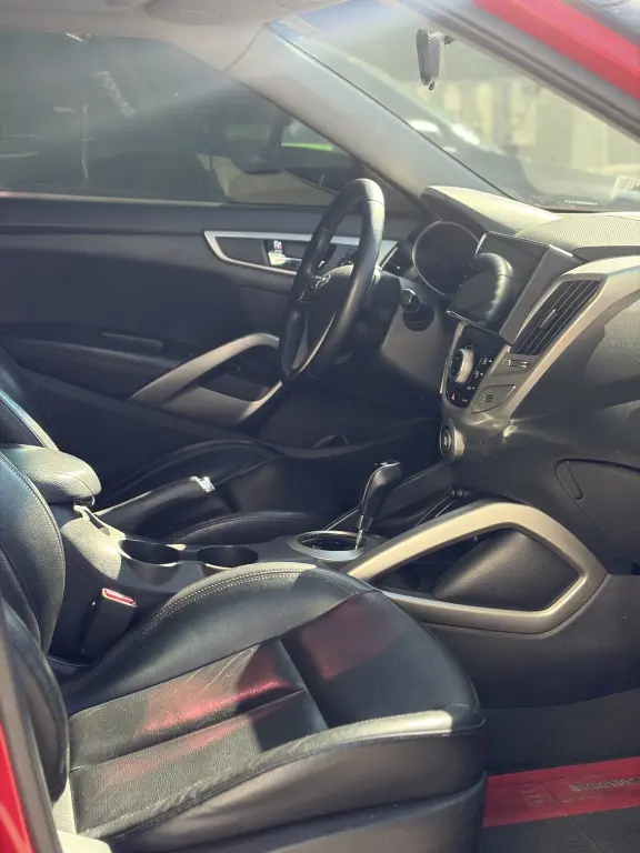 HYUNDAI Veloster - Foto