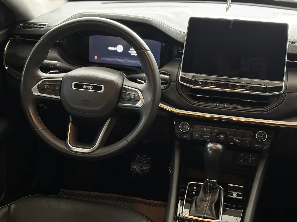 JEEP Compass - Foto