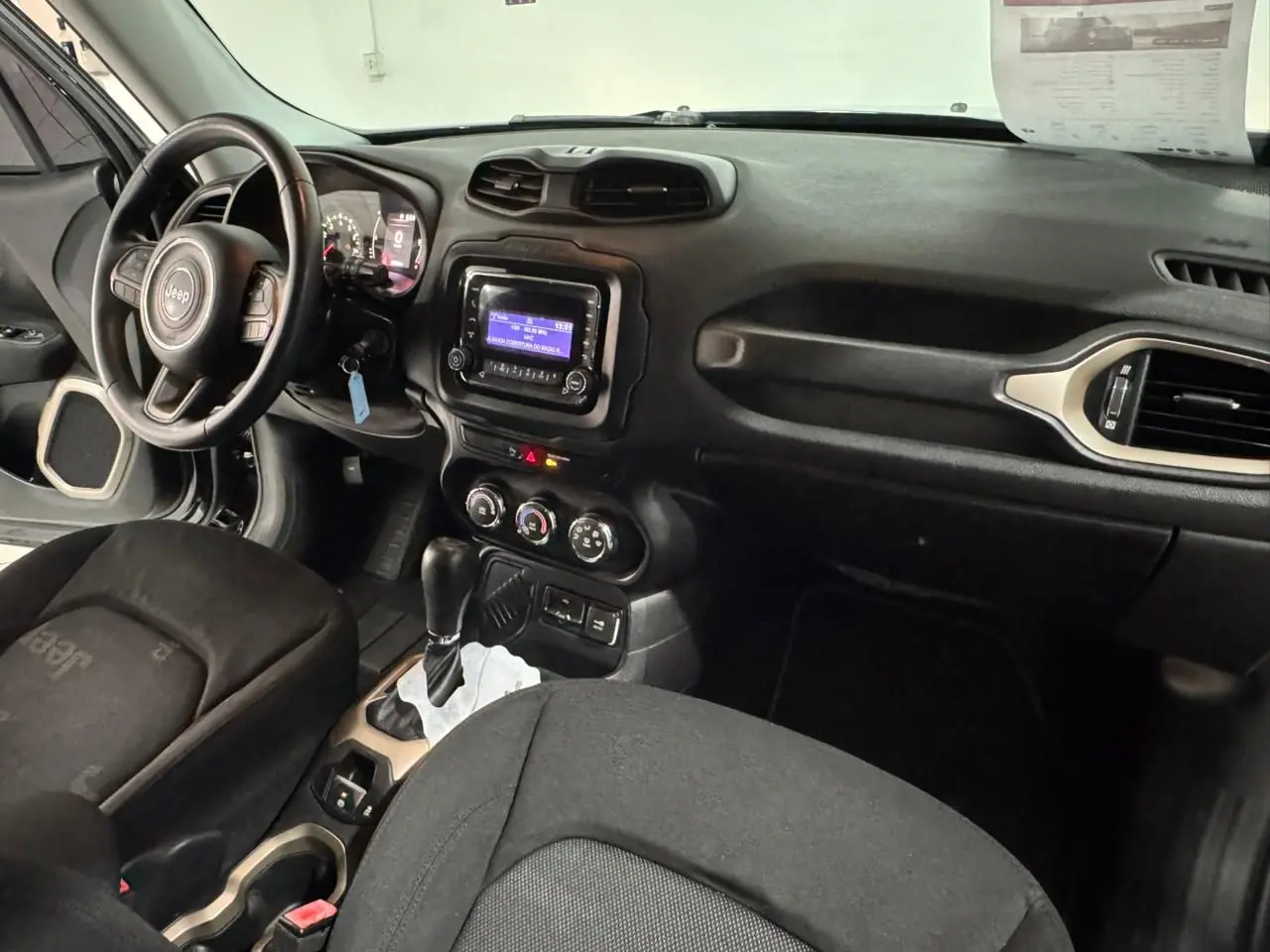 JEEP Renegade - Miniatura