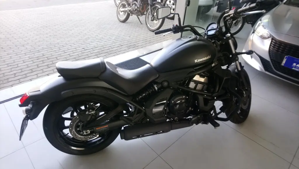 KAWASAKI Vulcan 650 S - Foto