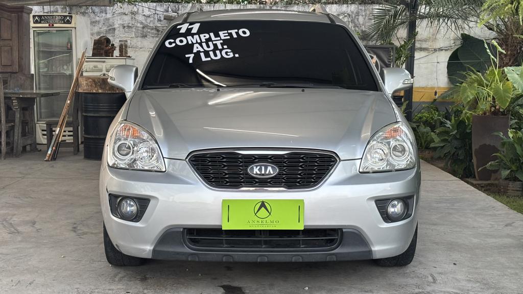 KIA Carens - Foto