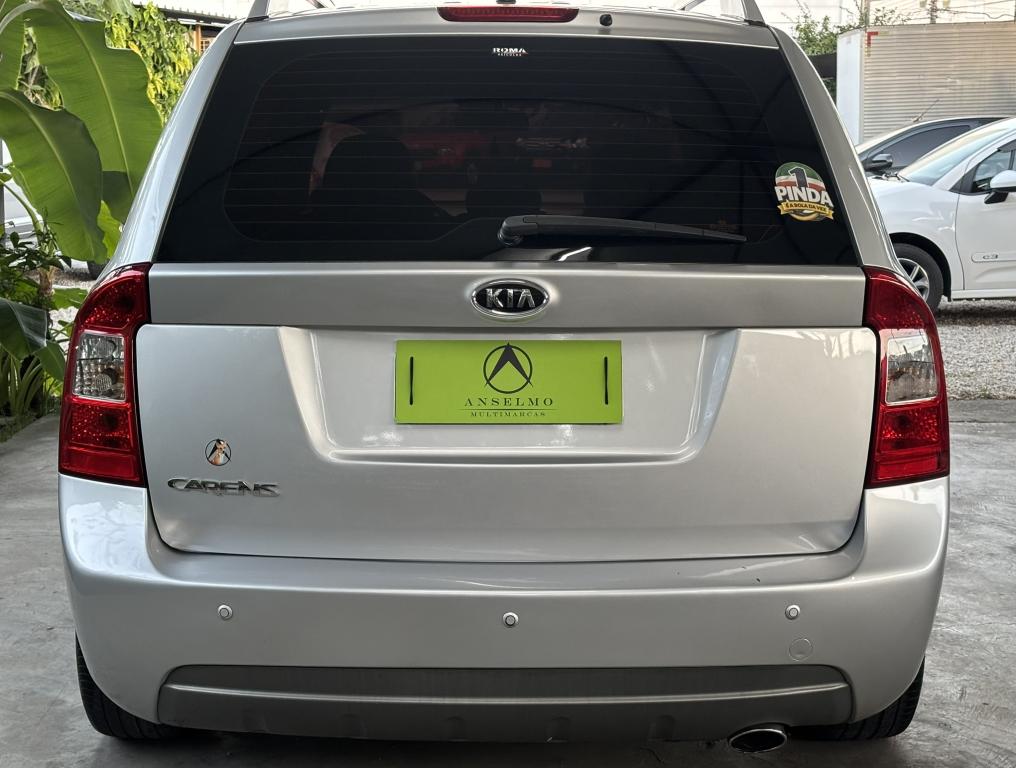 KIA Carens - Foto