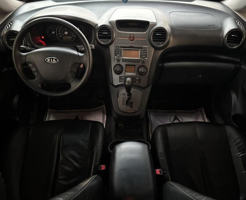 KIA Carens - Foto