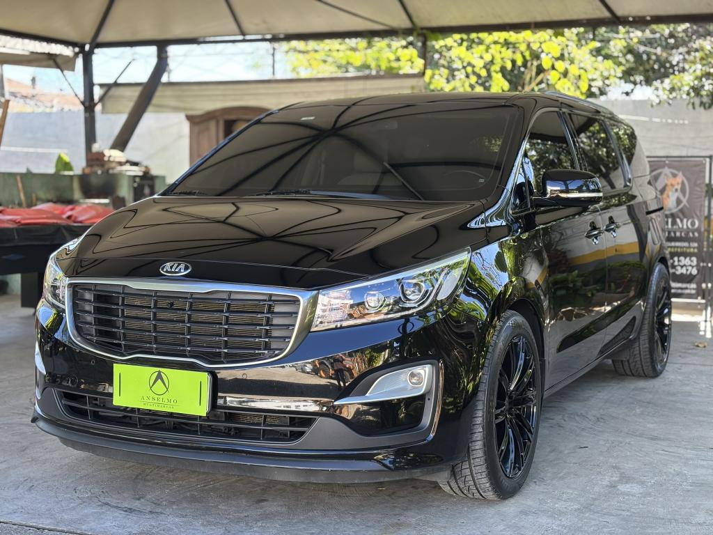 KIA Carnival - Foto
