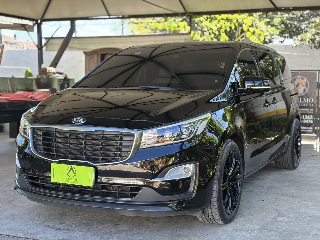 KIA Carnival - Foto