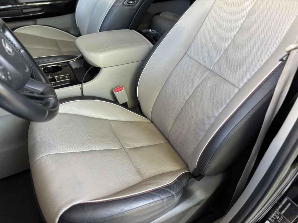 KIA Carnival - Foto