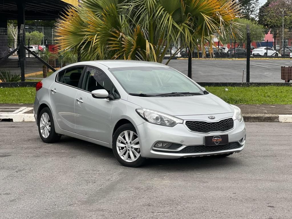 KIA Cerato Sedan