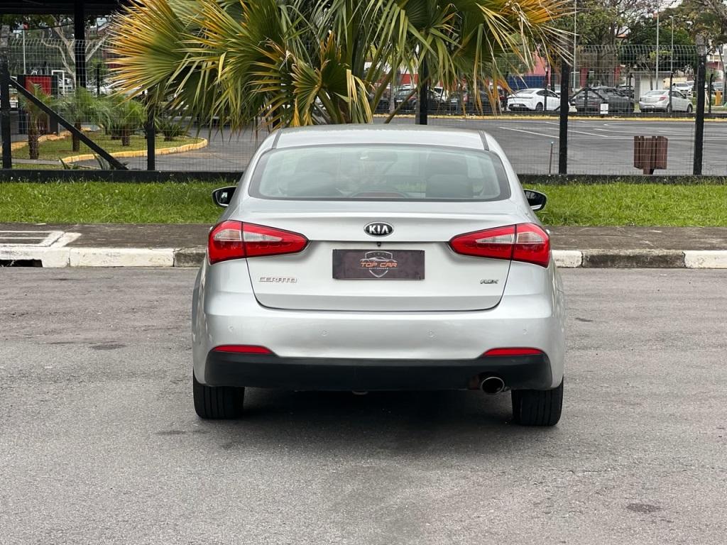KIA Cerato Sedan - Foto