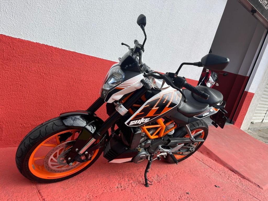KTM 390 Duke - Foto