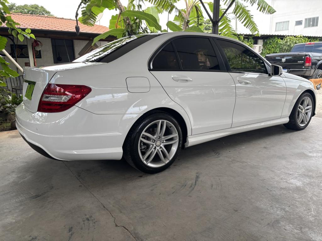 MERCEDES-BENZ C 180 - Foto