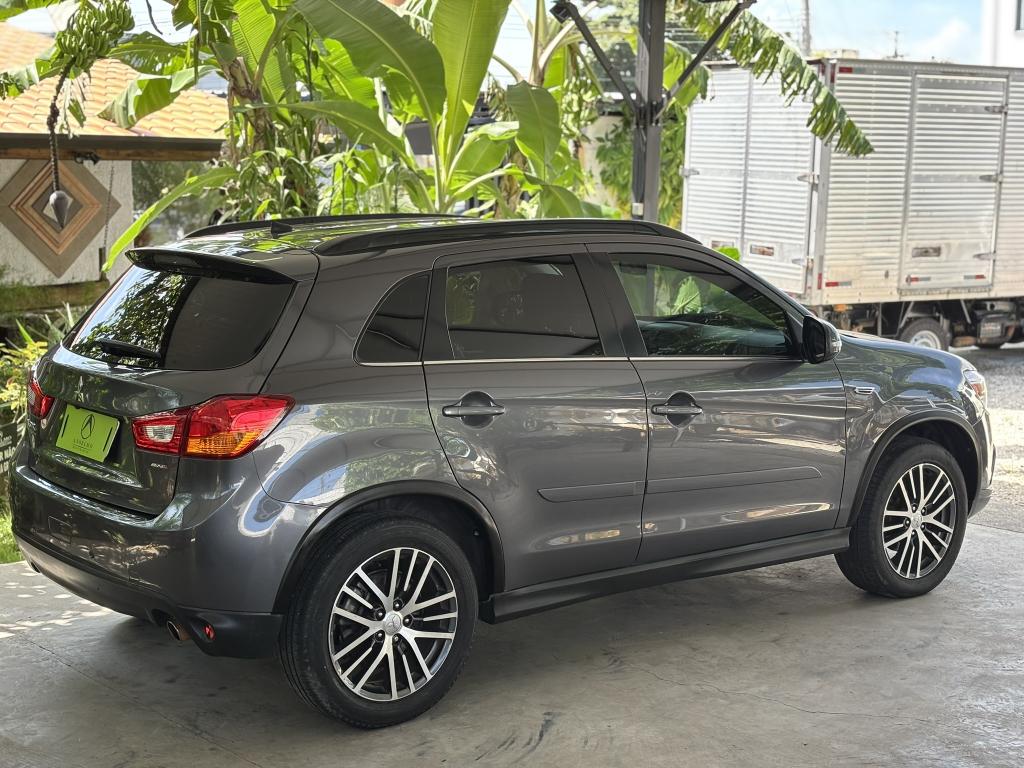 MITSUBISHI ASX - Foto