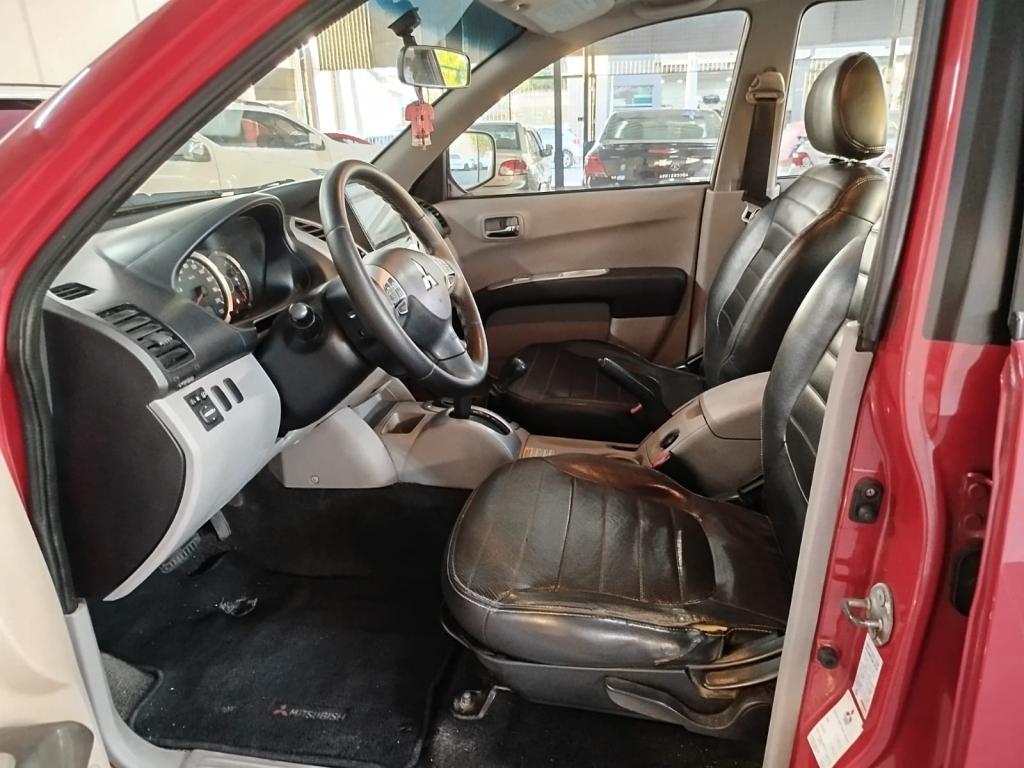 MITSUBISHI L 200 Triton - Foto