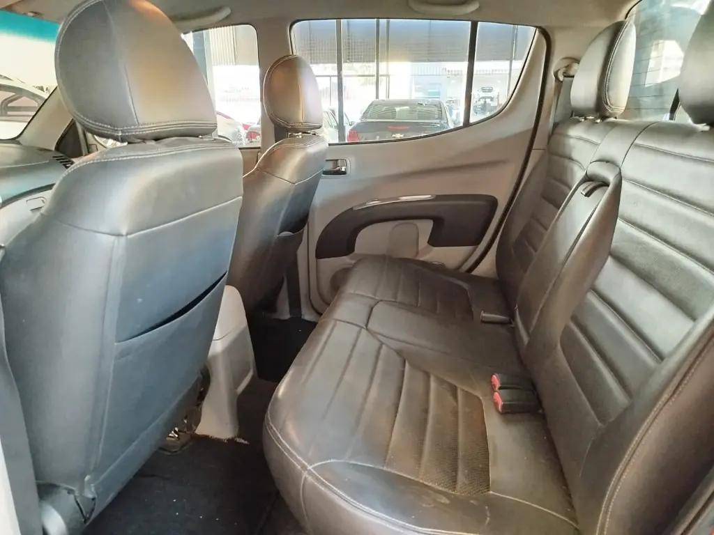 MITSUBISHI L 200 Triton - Foto