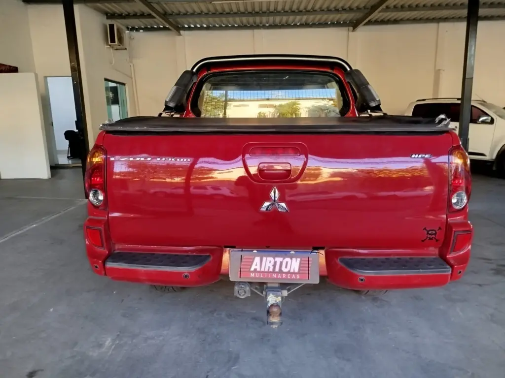 MITSUBISHI L 200 Triton - Foto