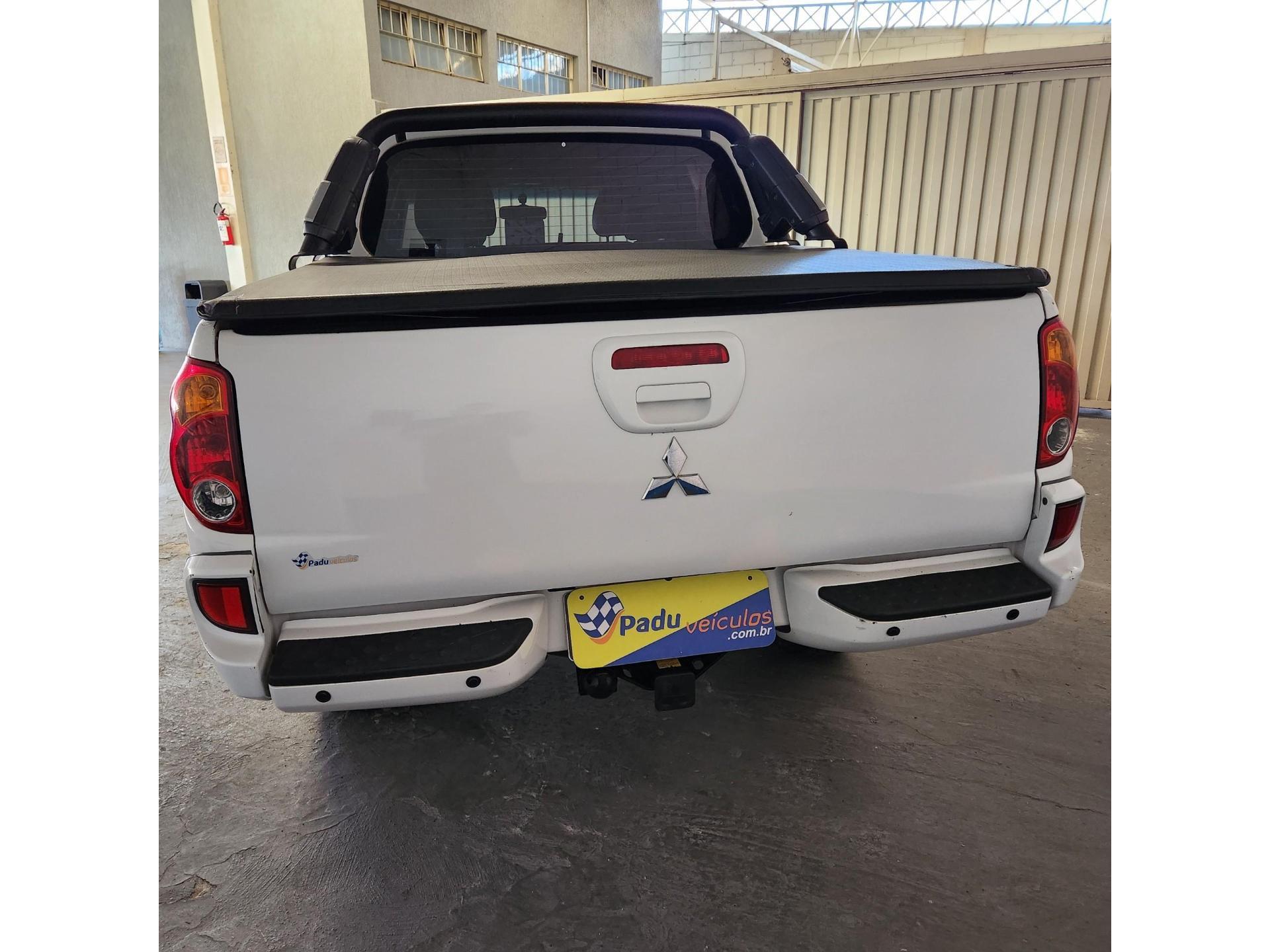 MITSUBISHI L 200 Triton - Foto