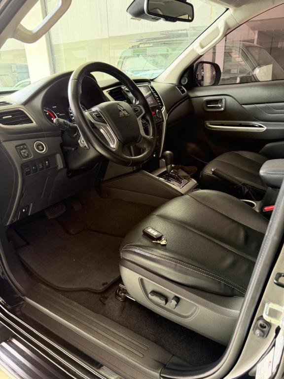 MITSUBISHI L 200 Triton - Foto
