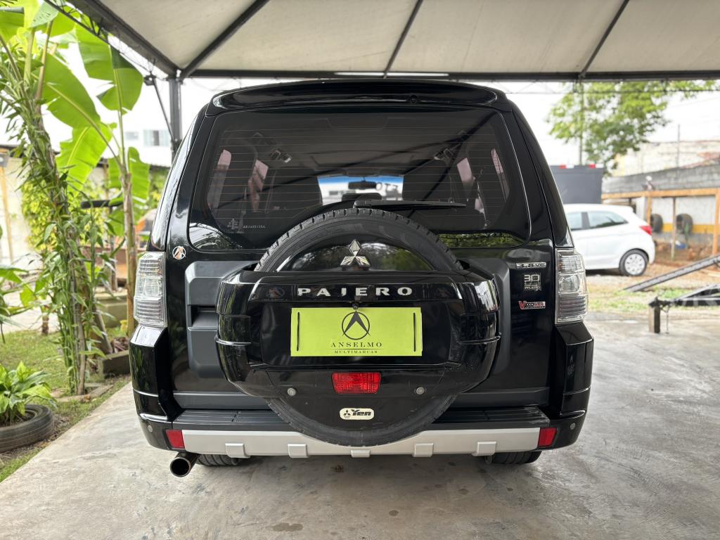 MITSUBISHI Pajero Full - Foto