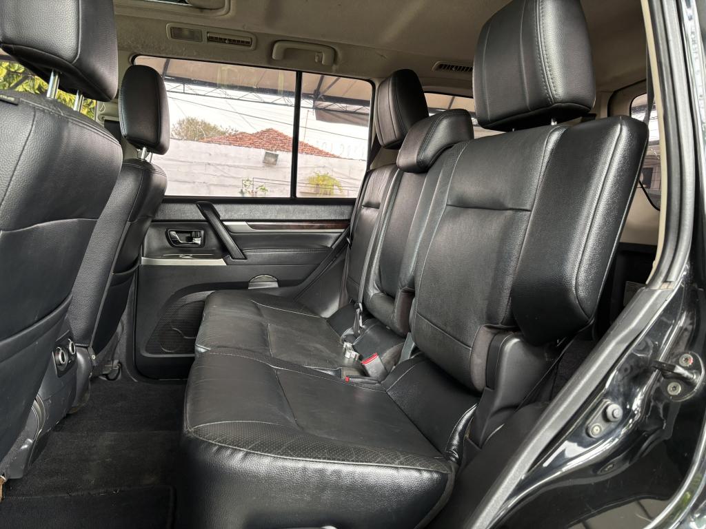 MITSUBISHI Pajero Full - Foto