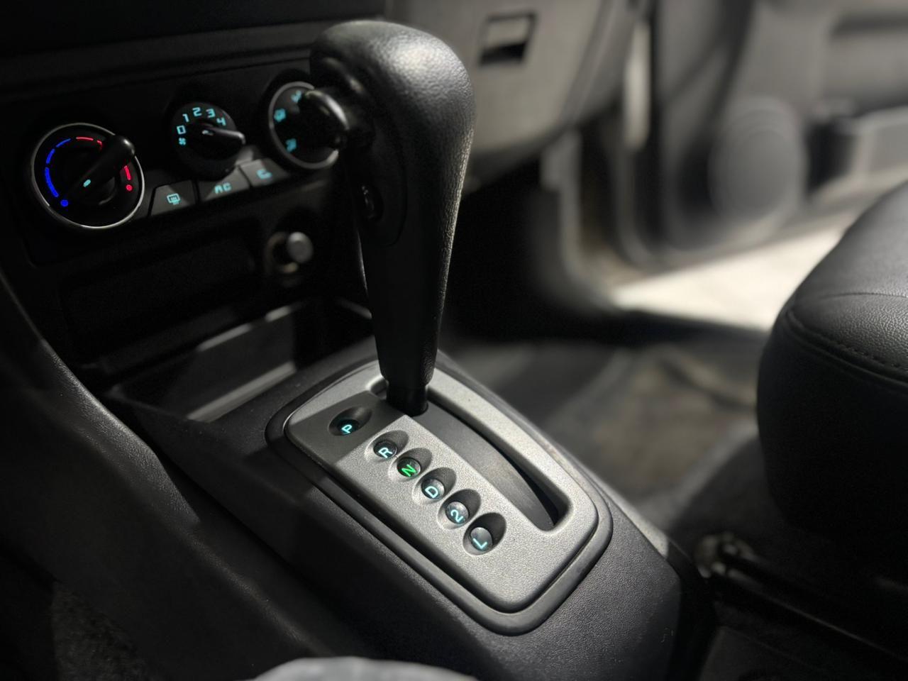 MITSUBISHI Pajero TR4 - Foto