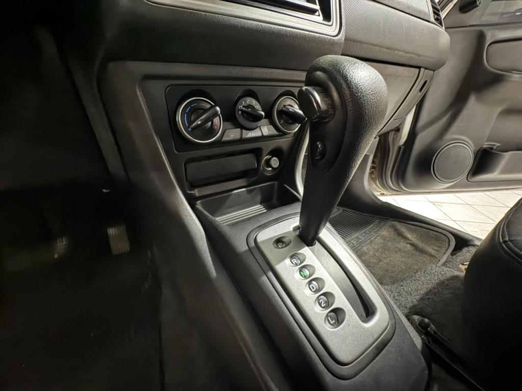 MITSUBISHI Pajero TR4 - Foto