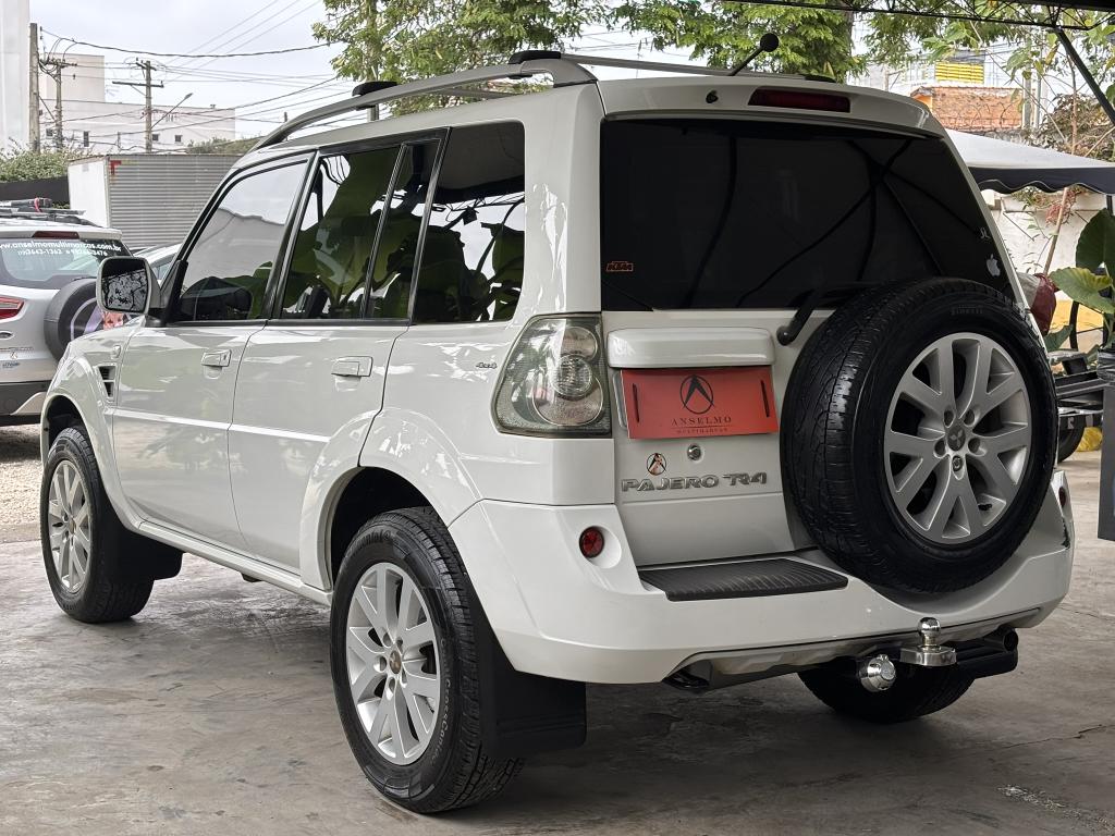 MITSUBISHI Pajero TR4 - Foto