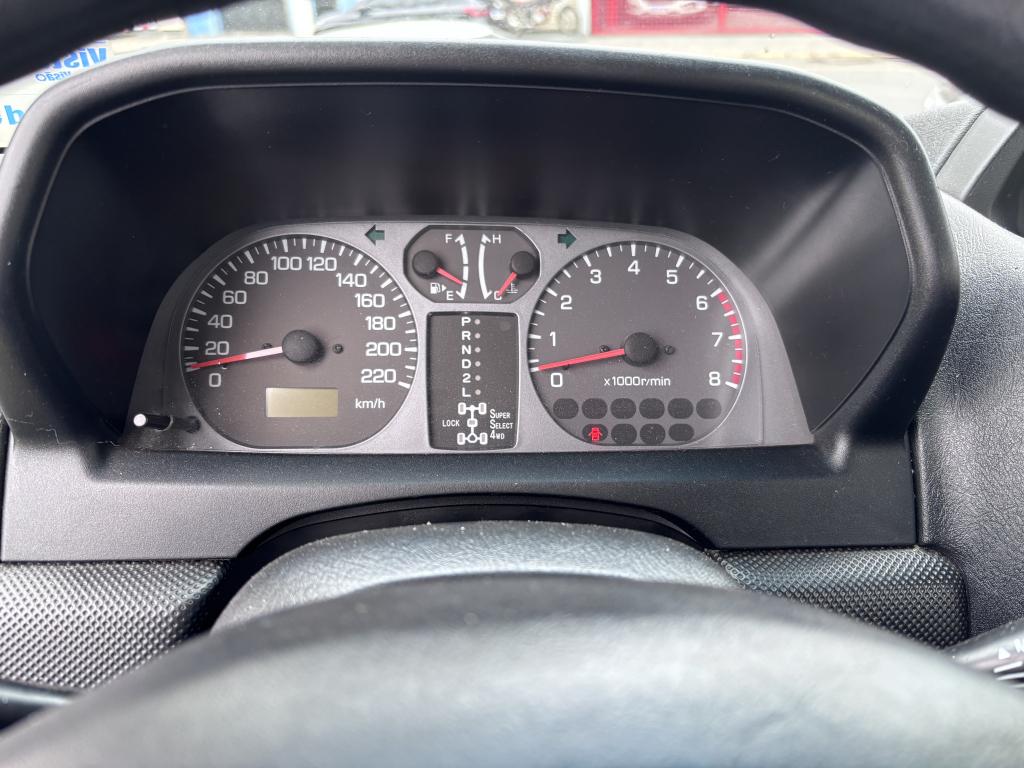 MITSUBISHI Pajero TR4 - Foto