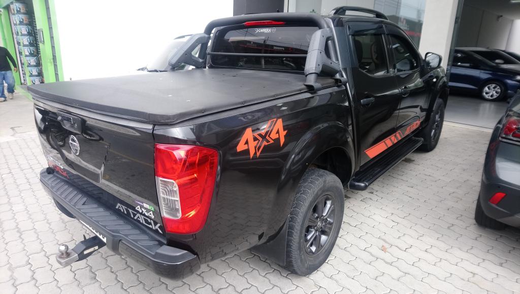 NISSAN Frontier - Foto