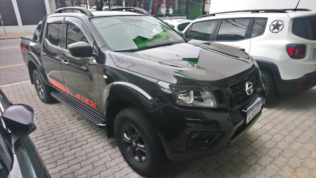 NISSAN Frontier - Foto
