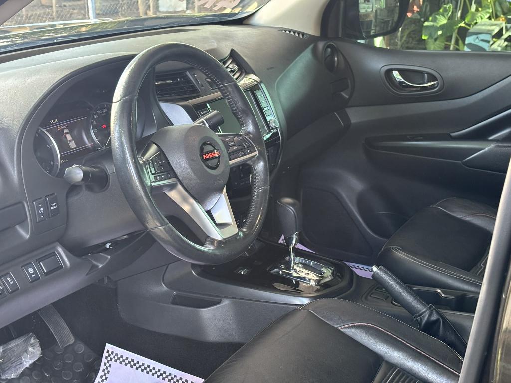 NISSAN Frontier - Foto