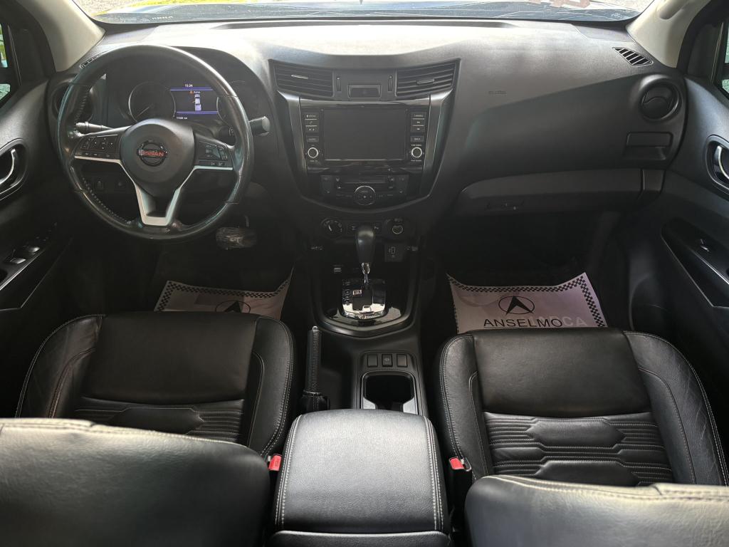 NISSAN Frontier - Foto