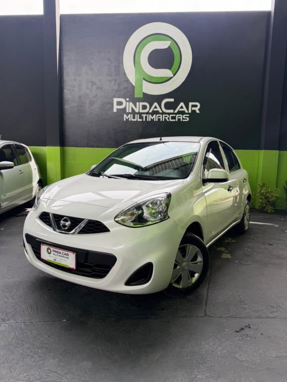 NISSAN March - Foto