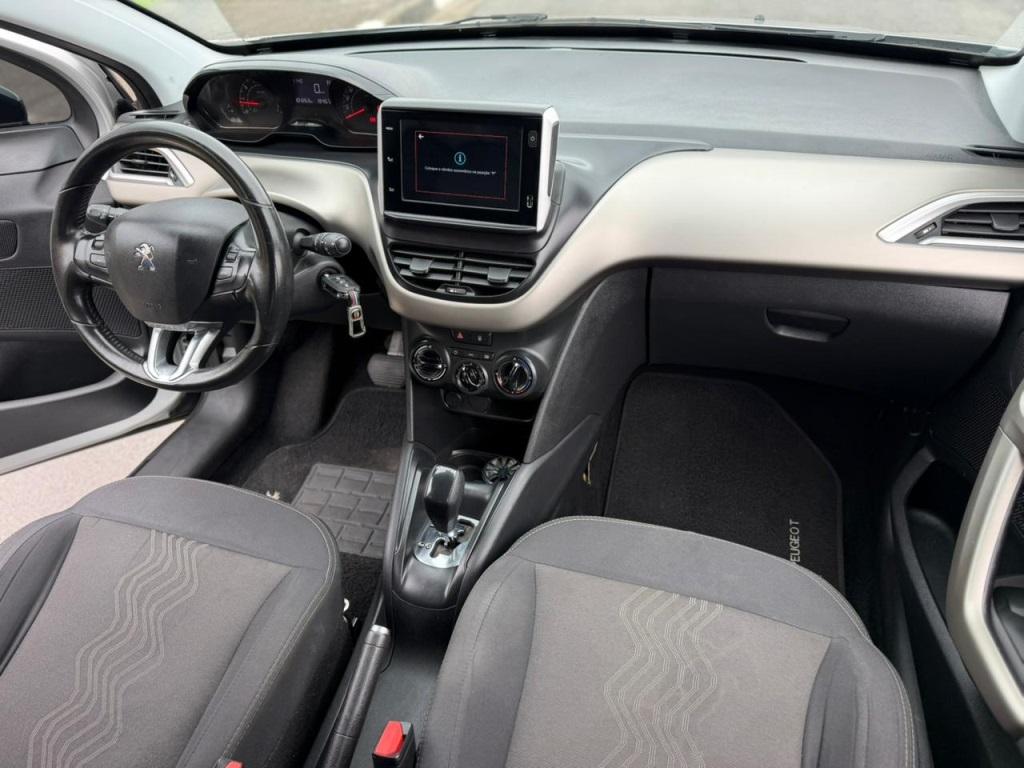 PEUGEOT 2008 - Foto