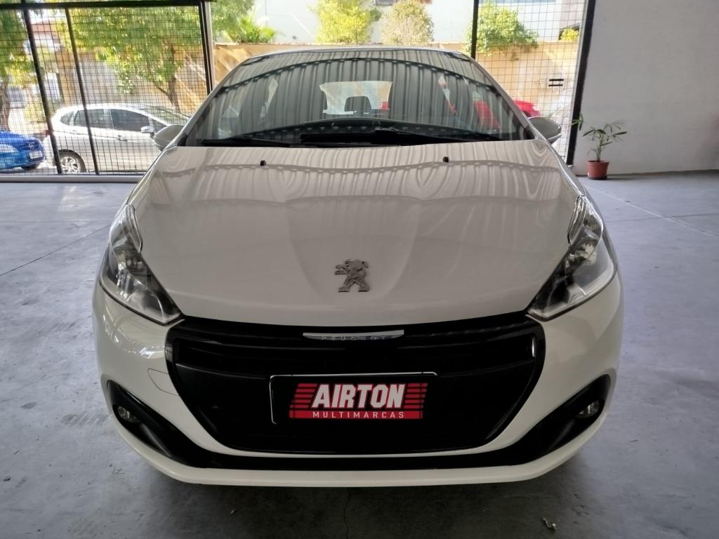 PEUGEOT 208 - Foto